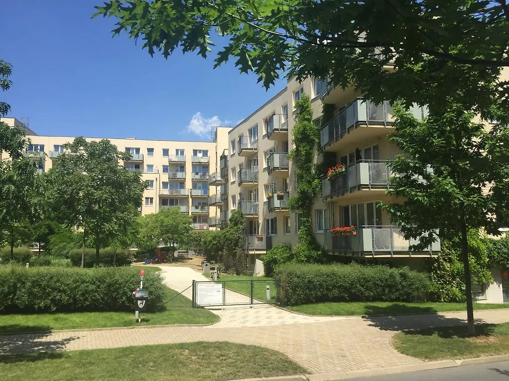 Apartment Hostivar location